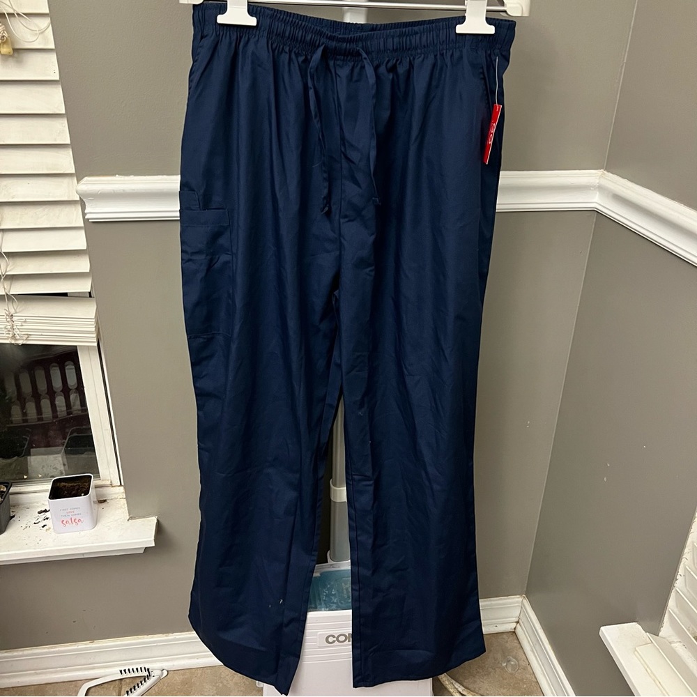 NWT Scrub bottoms